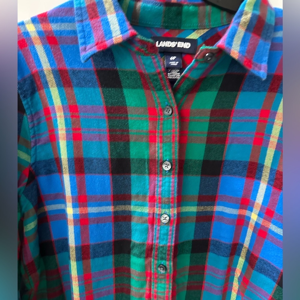 Lands' End Women’s Multicolor Plaid Flannel Shirt - Size 6P - Picture 2 of 5